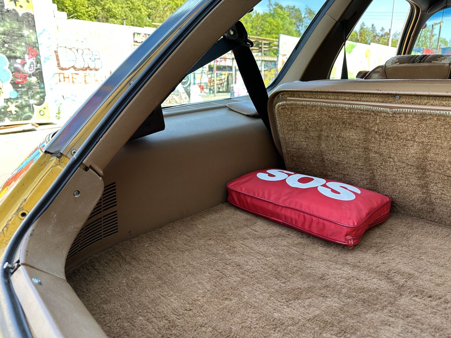 Interior image of 1975 AMC Pacer X