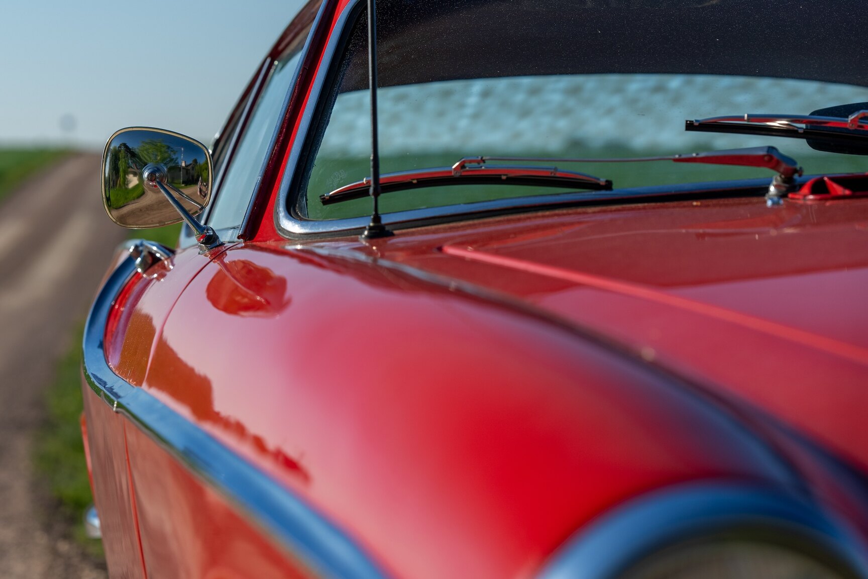 Exterior image of 1961 Volvo P1800