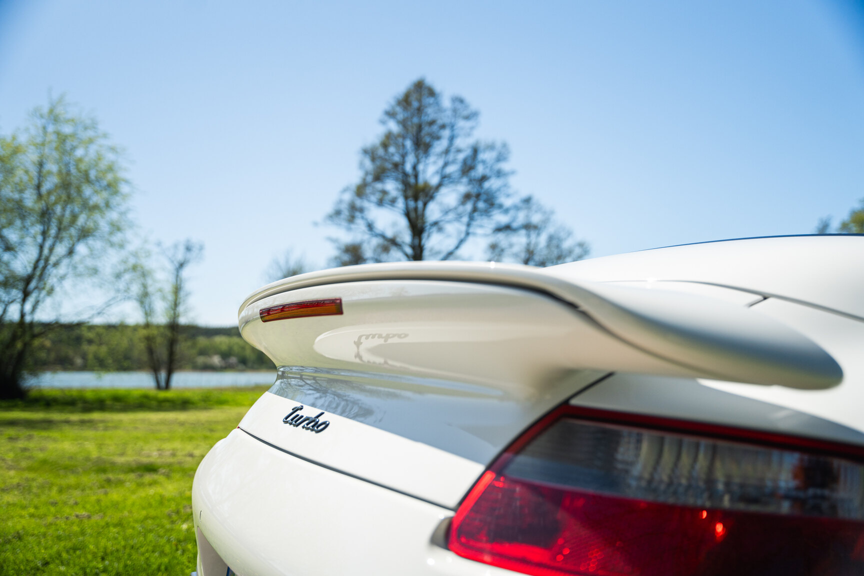 Exteriörbild på 2008 Porsche 911 Turbo Cabriolet (35)