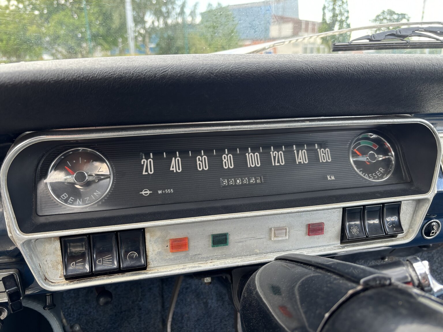 Interior image of 1965 Opel Record Deluxe