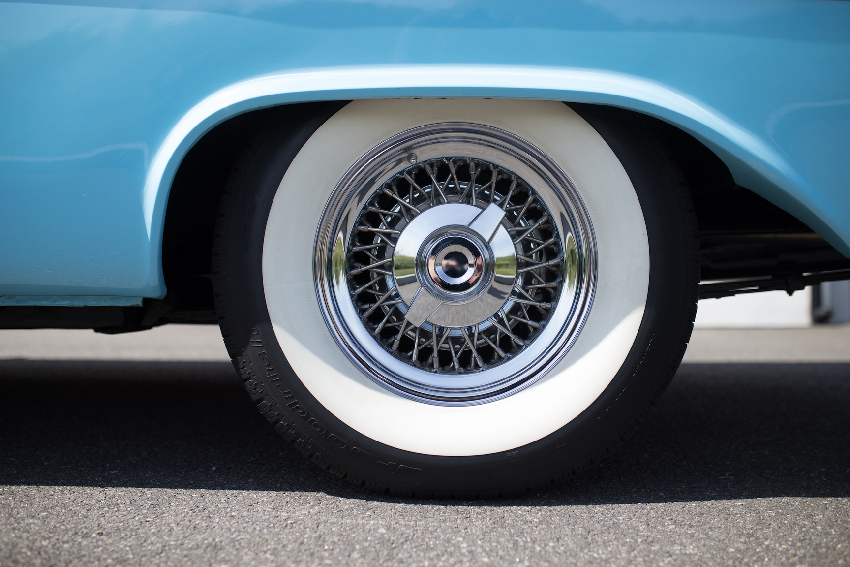 Exteriörbild på 1957 Chrysler New Yorker