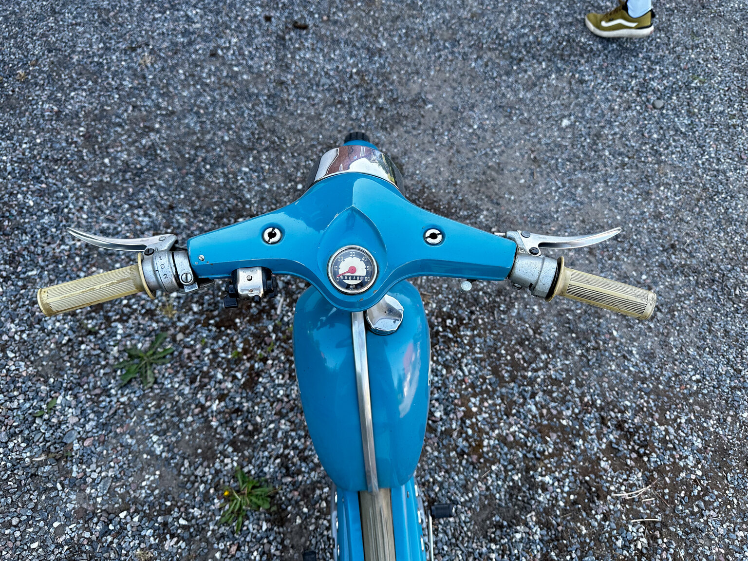 Aussenfoto 1963 Crescent 1163 Raket