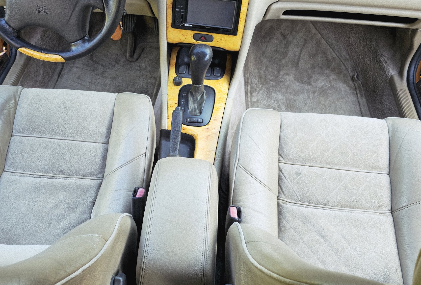 Interior image of 1998 Volvo V70 R 2.3 T Automatisk