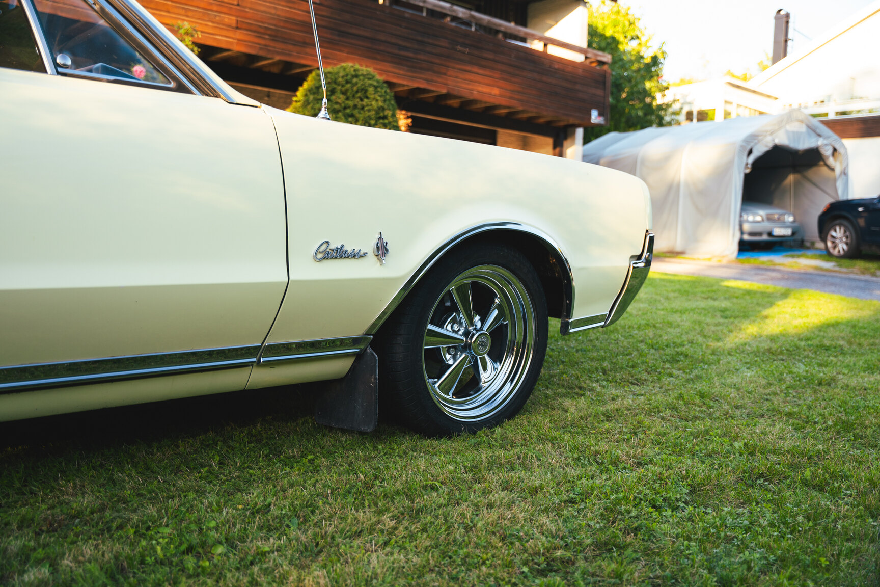 Aussenfoto 1967 Oldsmobile Cutlass Supreme Cabriolet