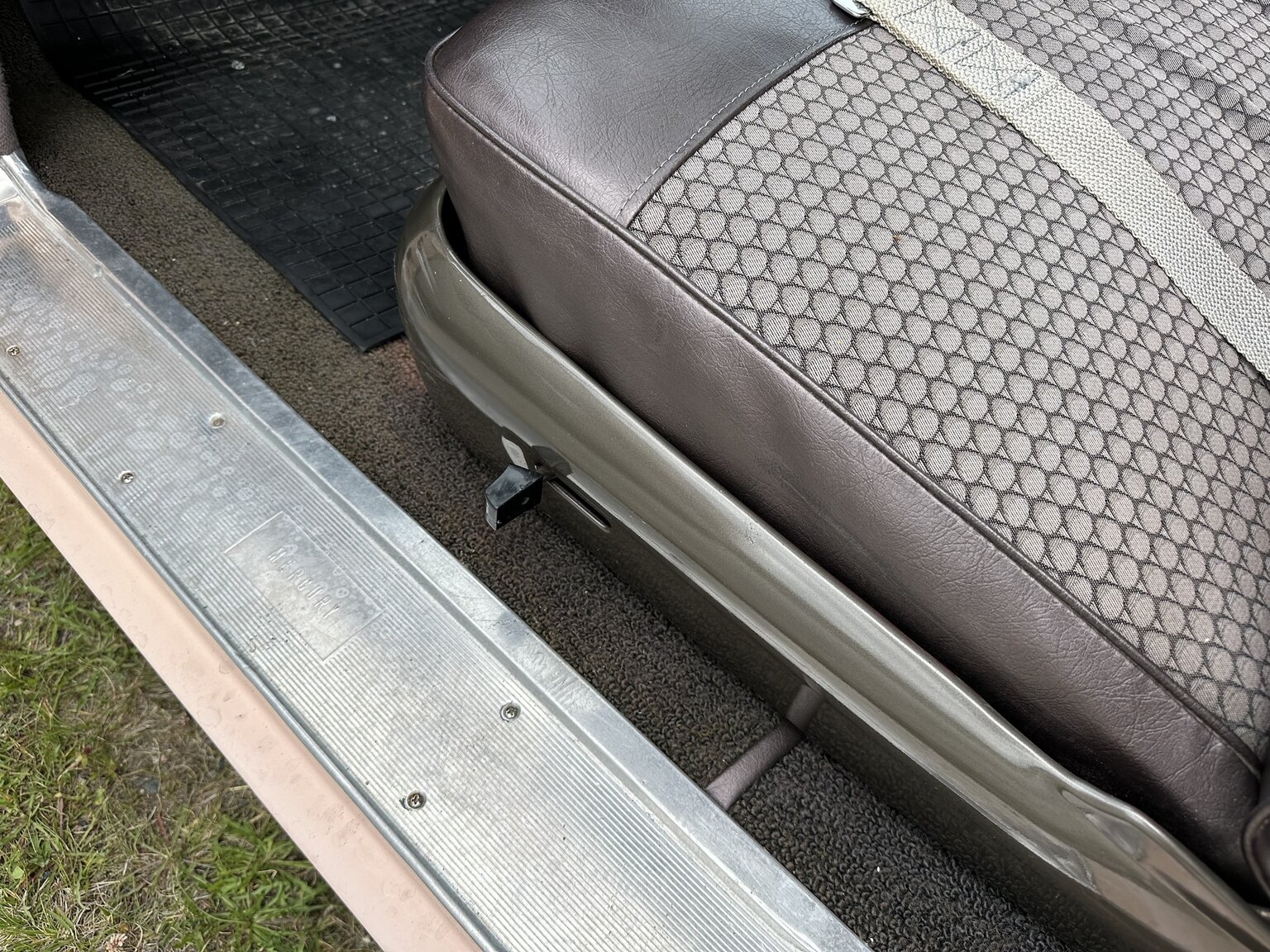 Interior image of 1959 Mercury Monterey 4-door Hardtop Cruiser