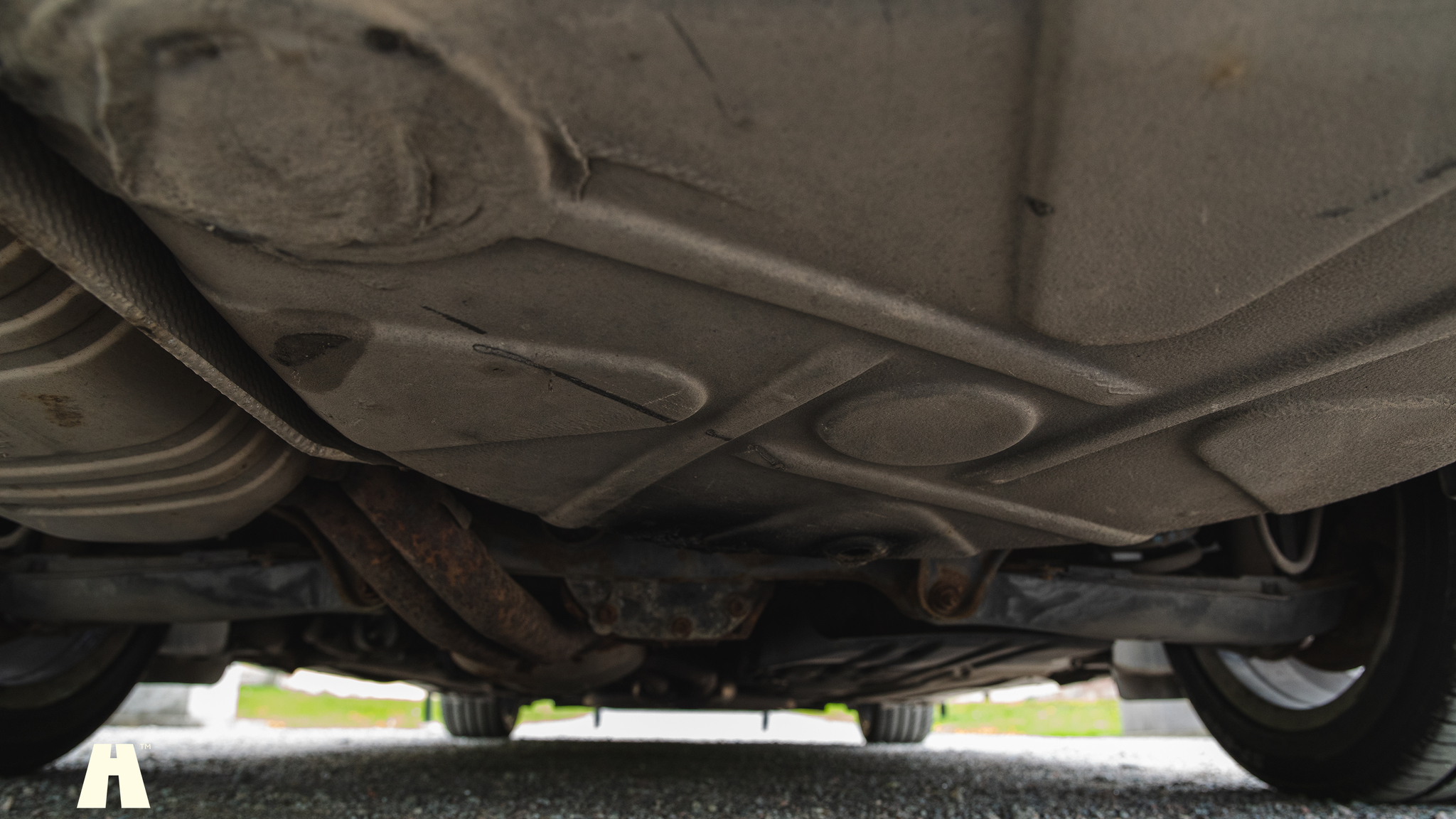 Image of 2000 Mercedes E430 mechanics