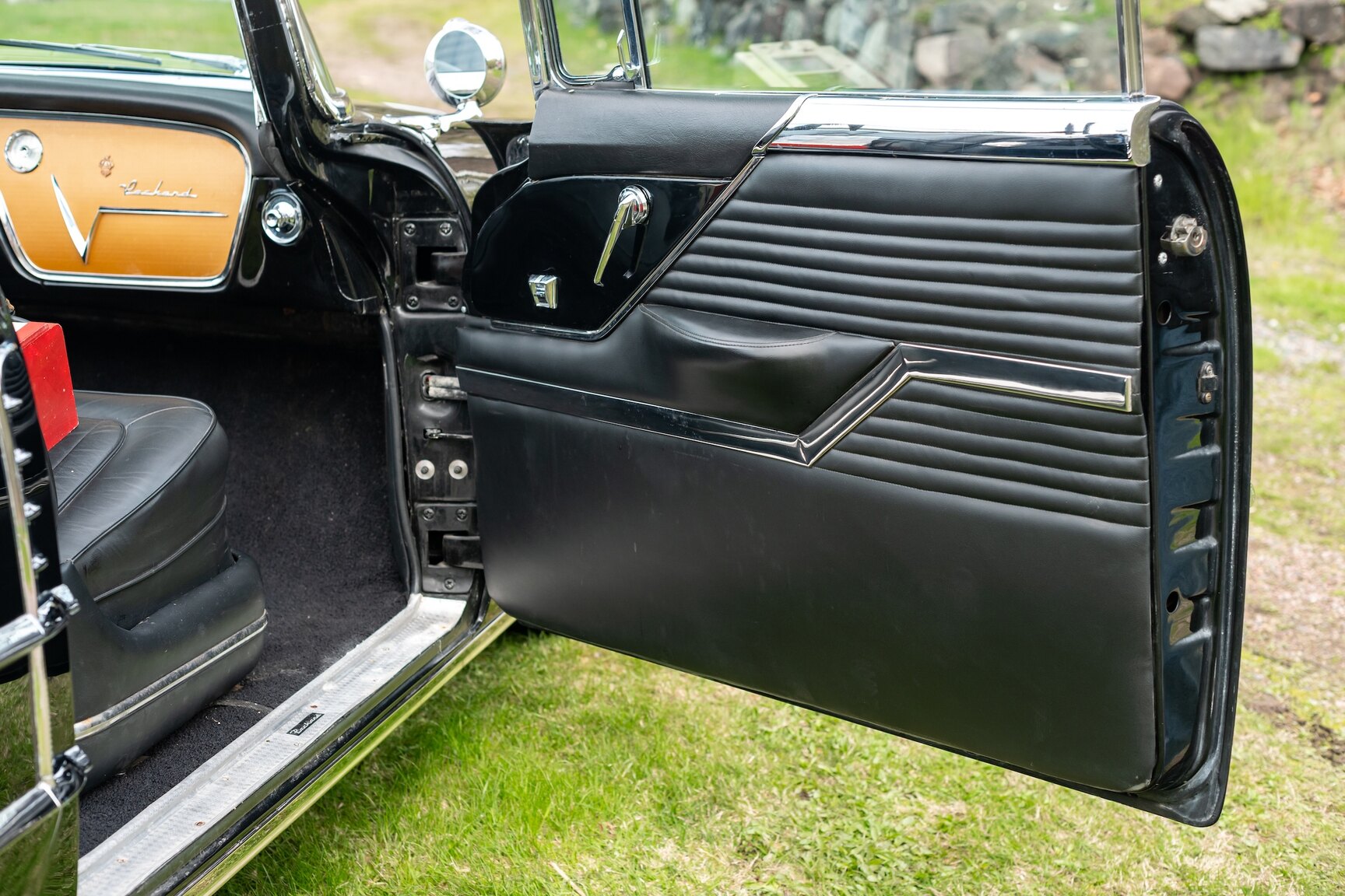 Interior image of 1955 Packard Caribbean Cabriolet  (24)