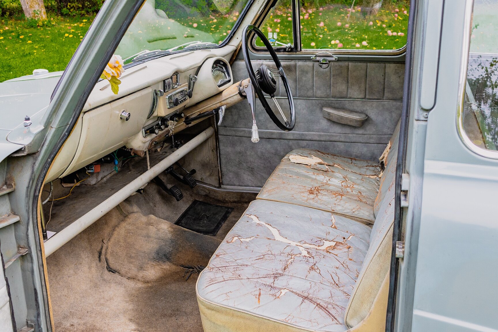 Interior image of 1955 Austin A50