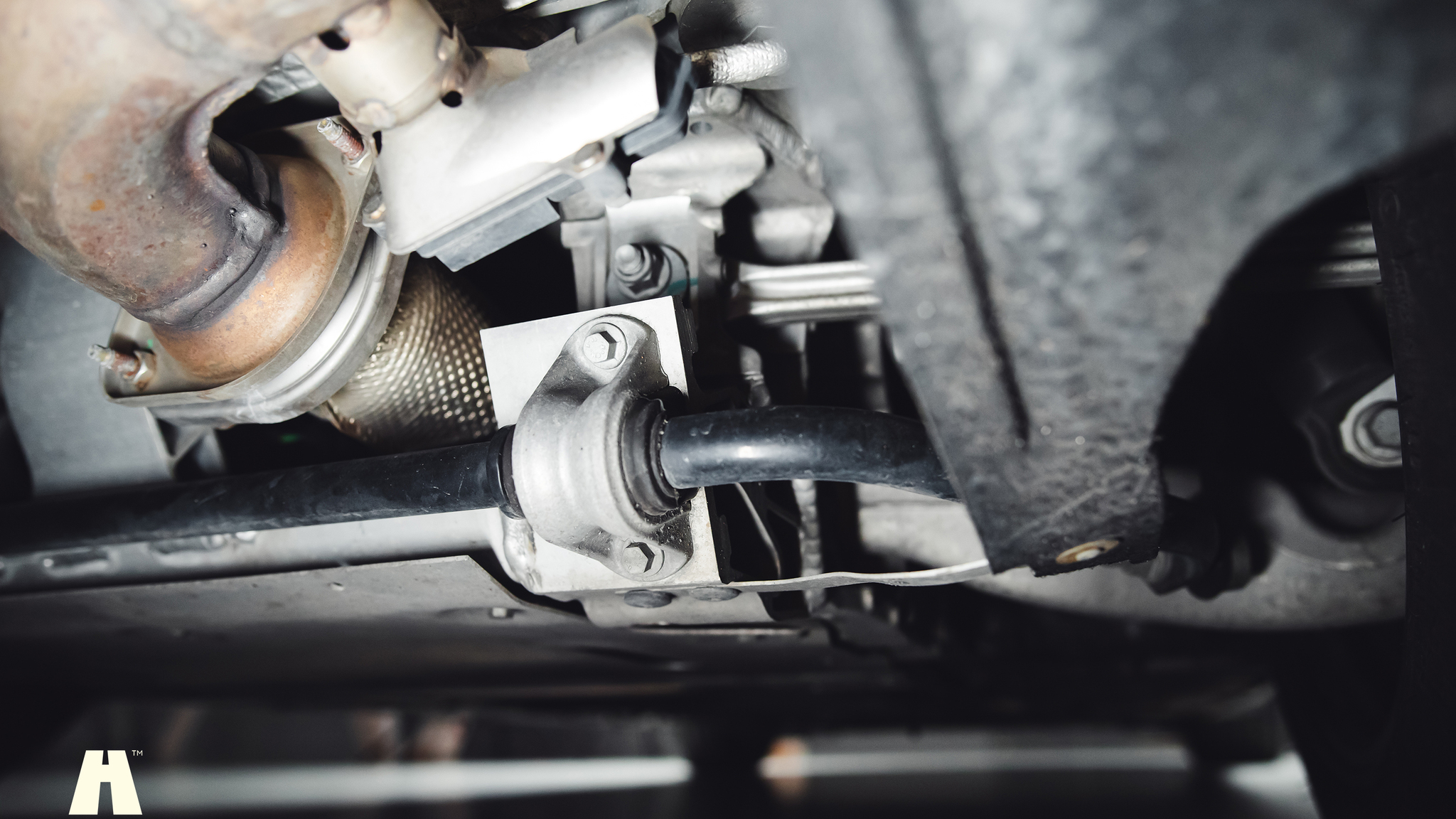 Image of 2019 Aston Martin DB11 AMR (41) mechanics