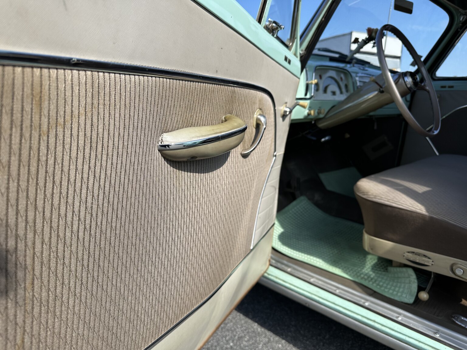 Innenraumfoto von 1956 Opel Olympia Rekord