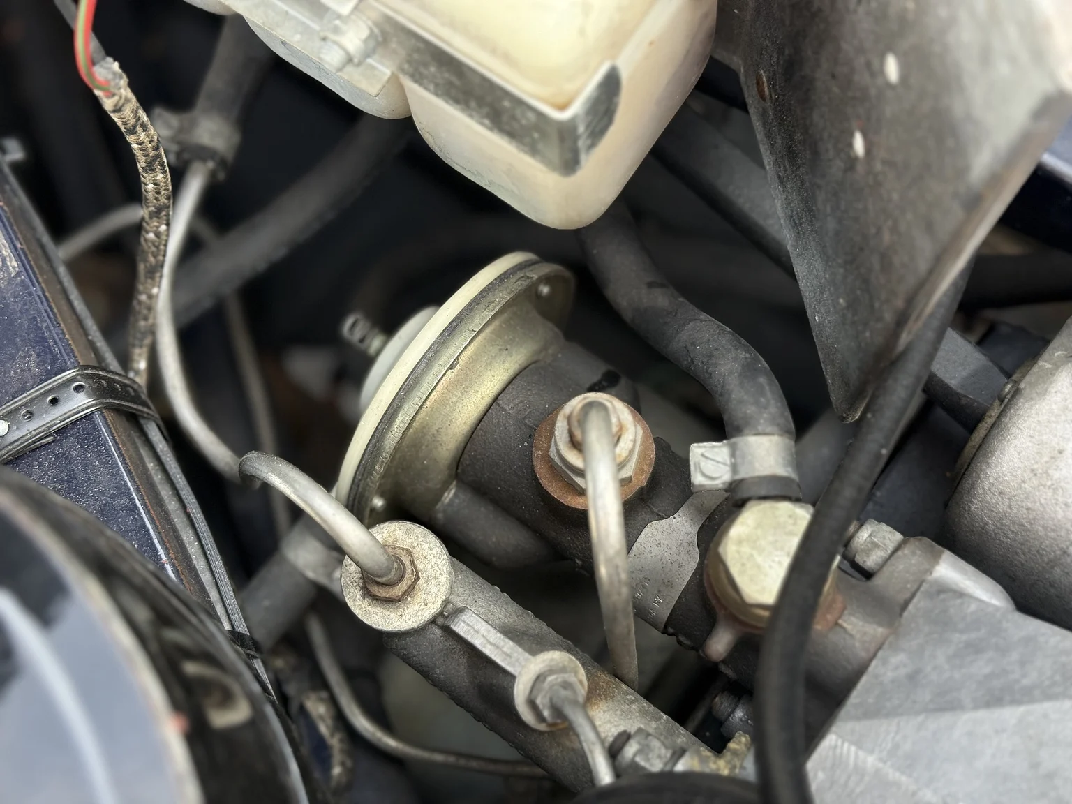 Image of 1969 Jaguar E-Type 4.2 Coupe (12) mechanics