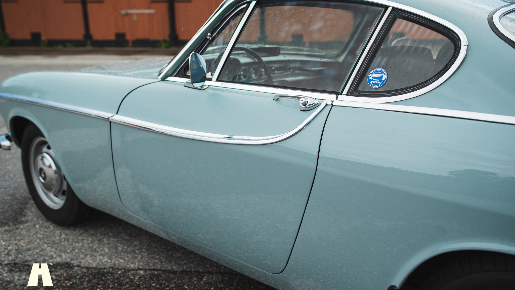 Exterior image of 1966 Volvo P1800 S (25)