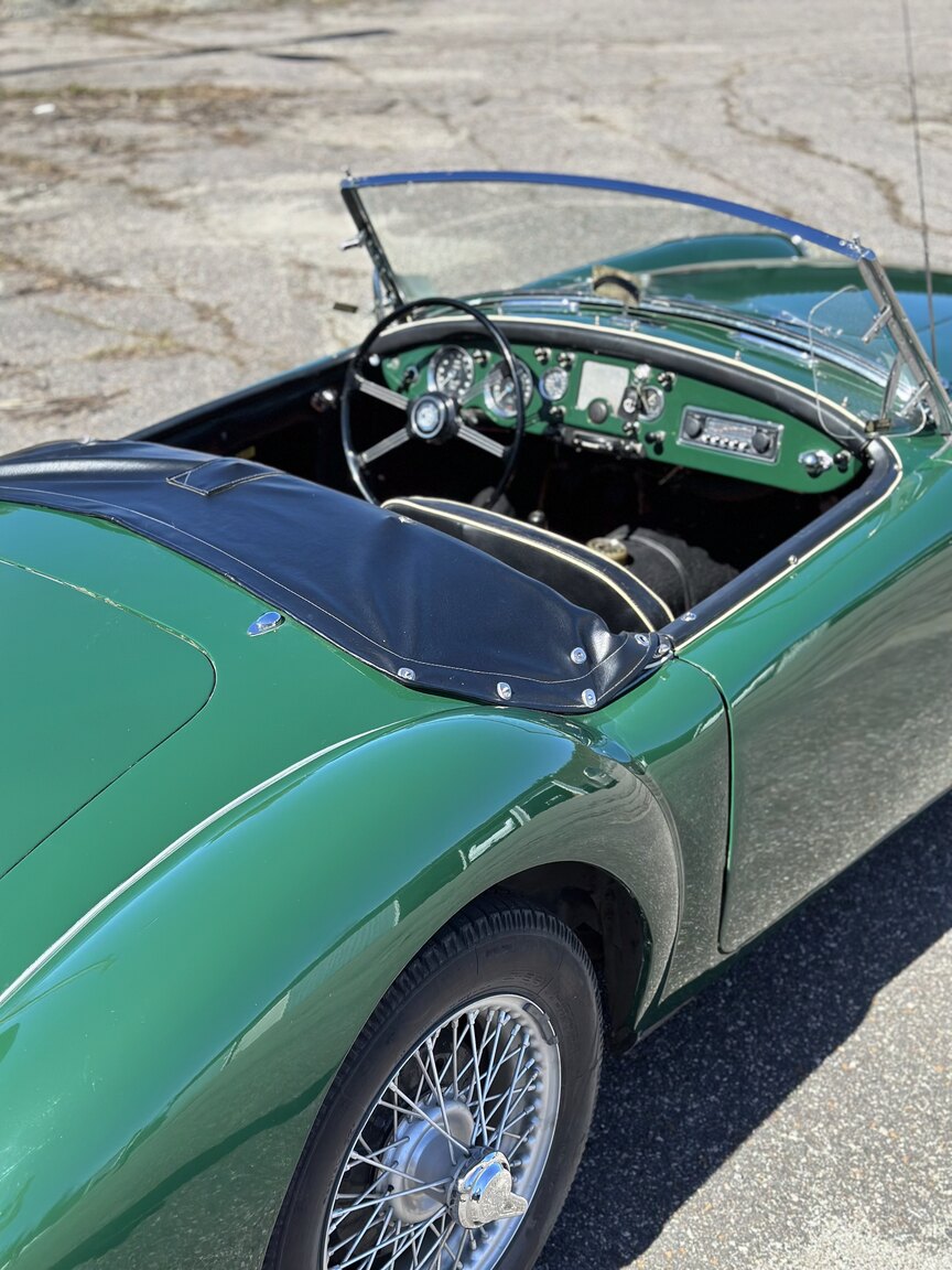 Exterior image of 1957 MGA Roadster (54)