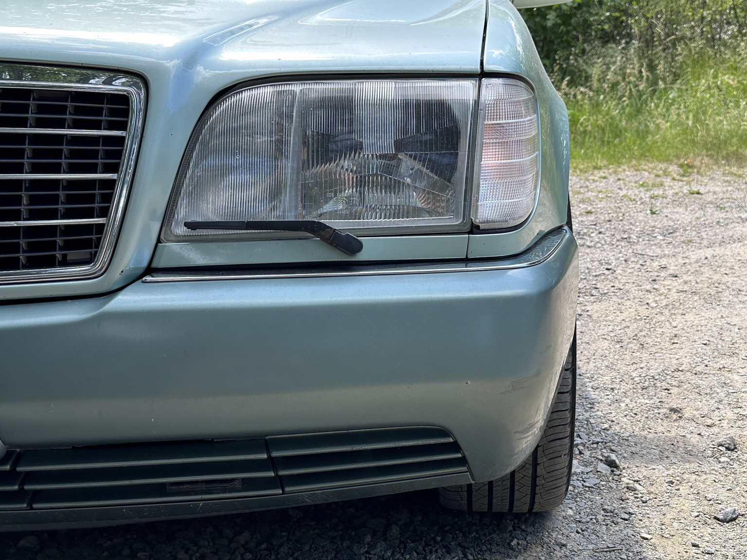 Aussenfoto 1992 Mercedes 300 SE (56)