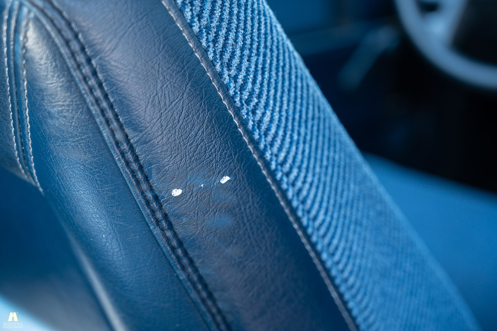 Interior image of 1988 Volvo 740 GL (23)