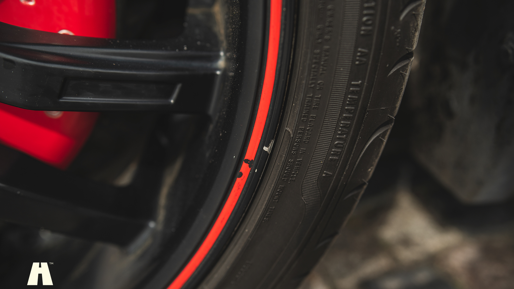 Exterior image of 2010 Ford Mustang GT 