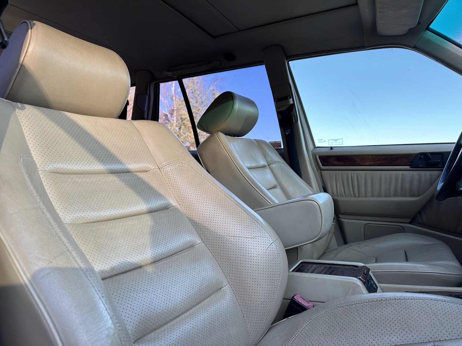 Interiörbild 1992 Mercedes-Benz 300 TE-24