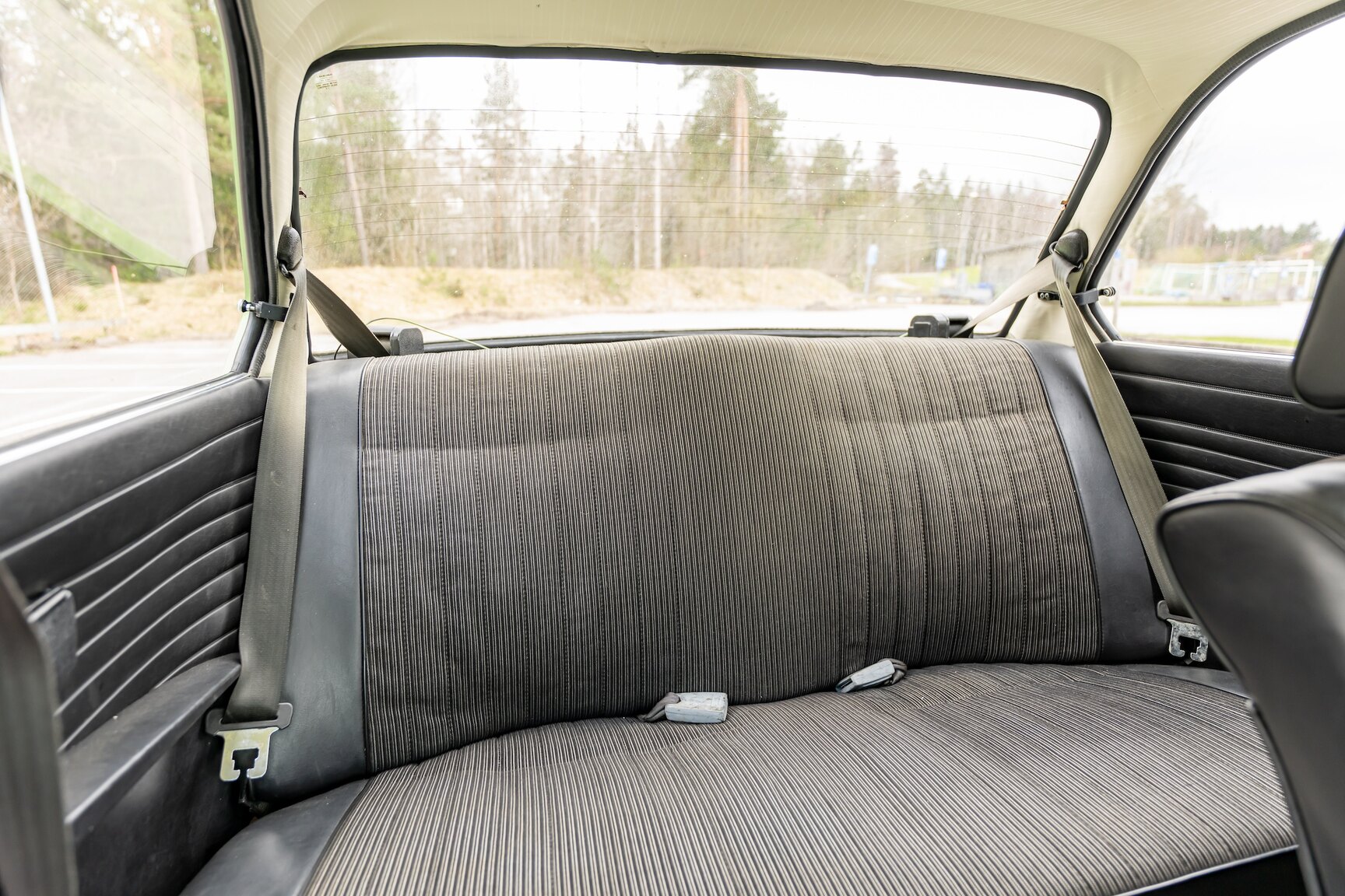 Interior image of 1975 BMW 2002