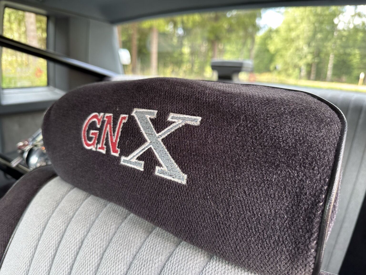 Interior image of 1987 Buick Grand National "GNX" (7)