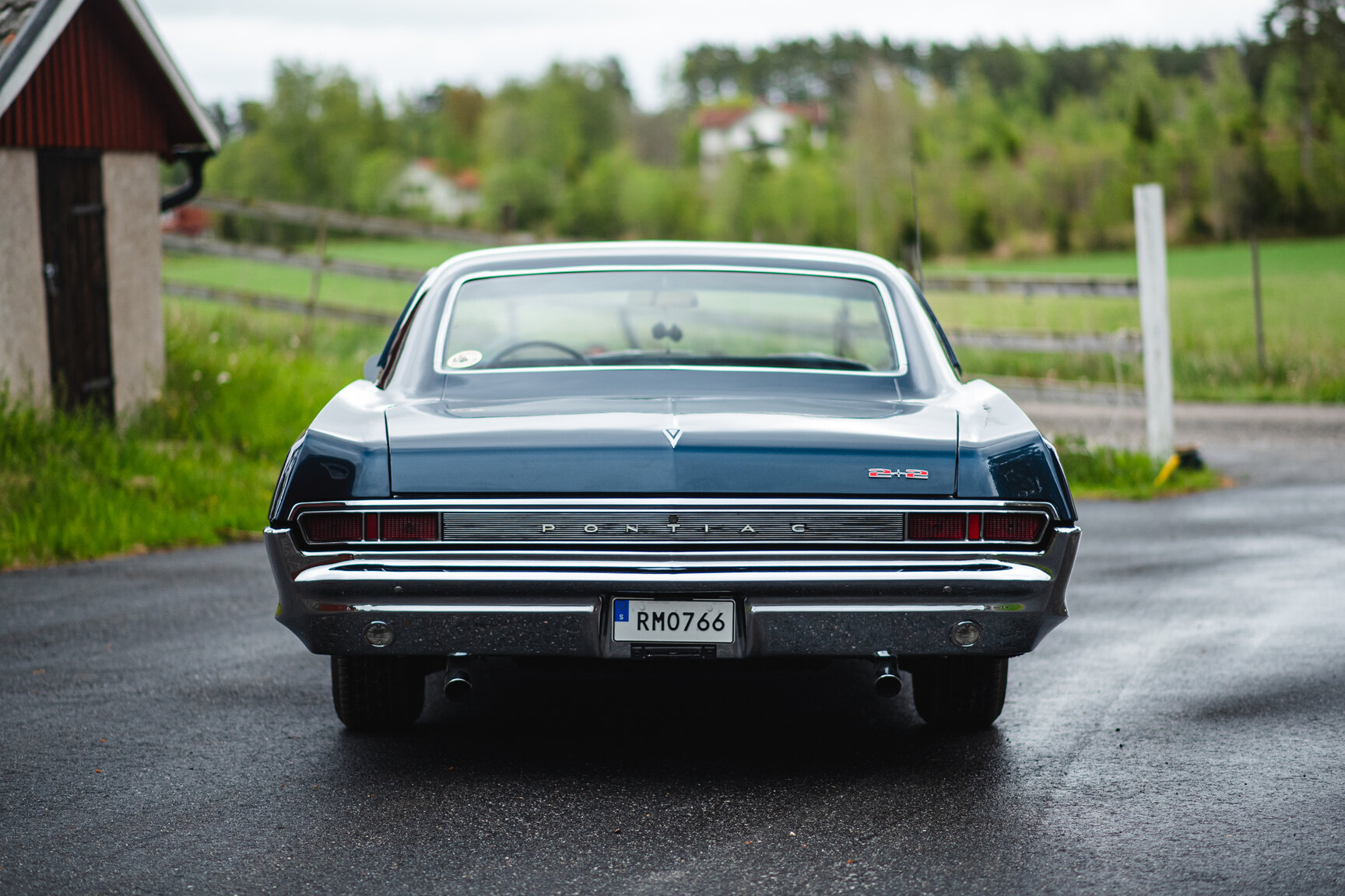 Exterior image of 1965 Pontiac Catalina 421 Tripower-Pack 2+2