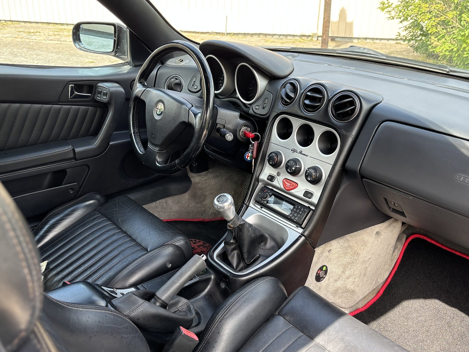 Interior image of 2000 Alfa Romeo Spider 2.0 T.Spark 16V