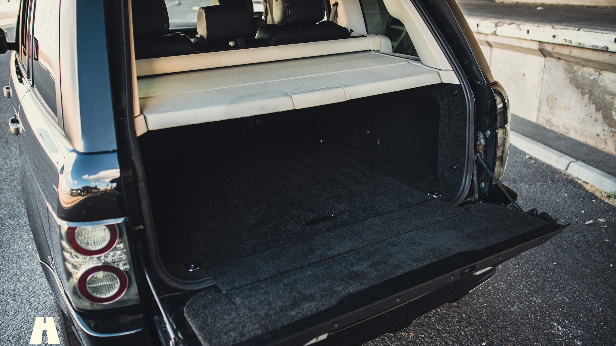 Innenraumfoto von 2011 Range Rover TDV8 Autobiography  (81)