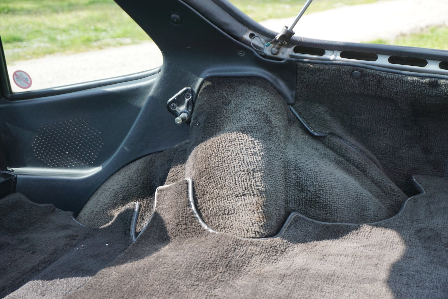 Interior image of 1985 Porsche 944 "NO RESERVE AUCTION"