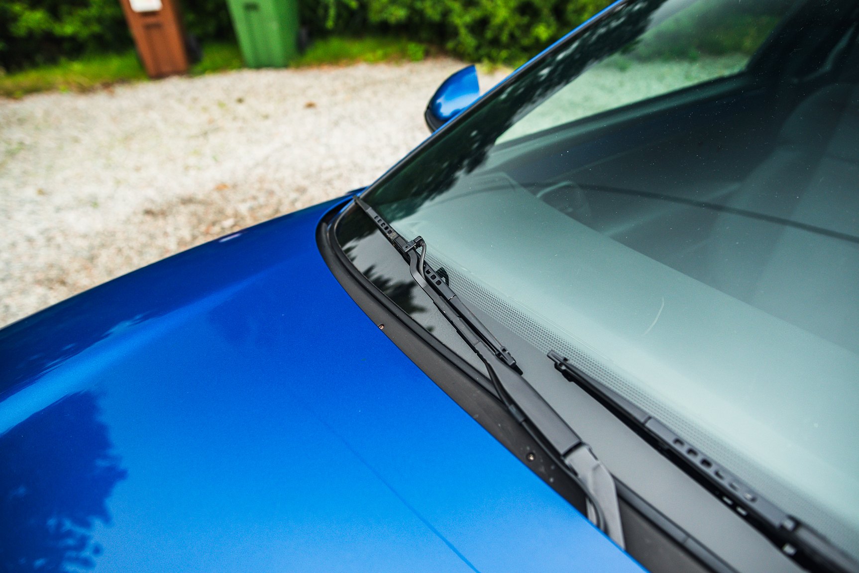 Exterior image of 2000 Fiat Coupé 2.0 Turbo Manuell