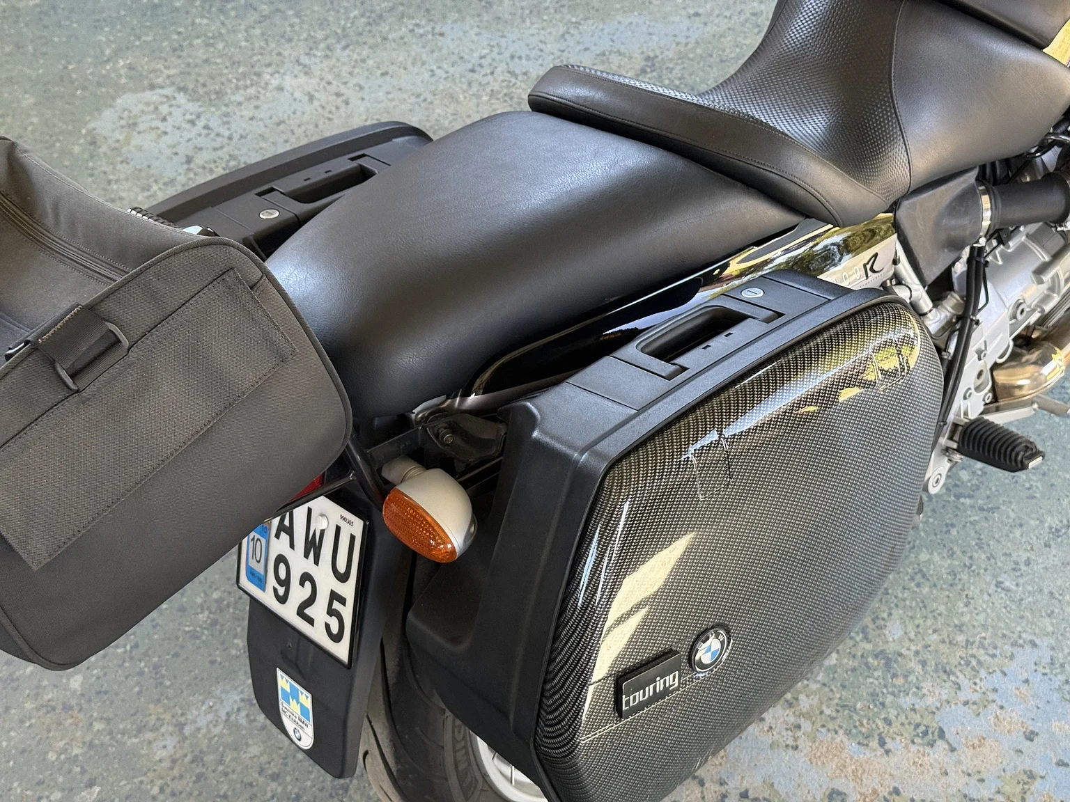 Exterior image of 1999 BMW Motorrad R 1100 R (16)