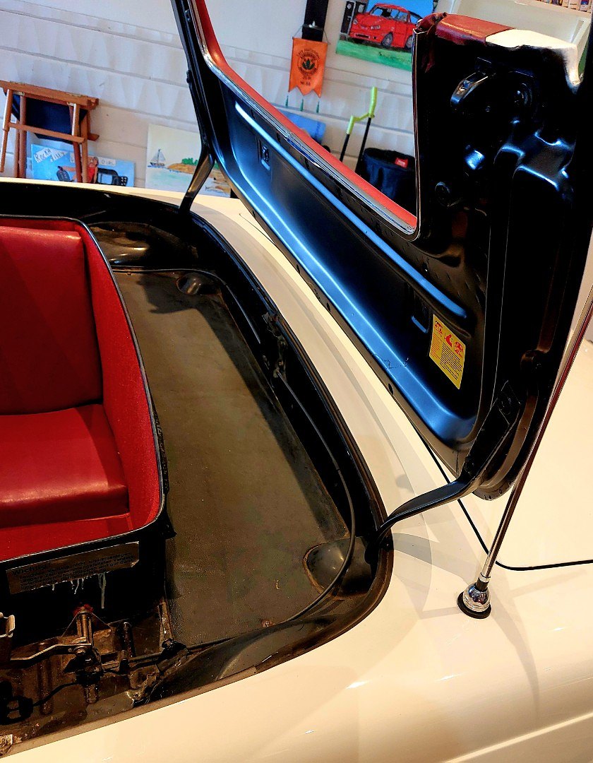 Aussenfoto 1966 Mercedes-Benz 230 SL "Pagoda"