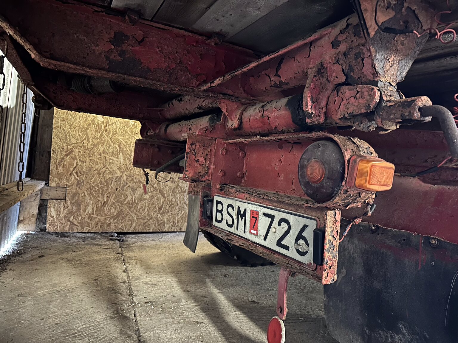 Exterior image of 1964 Mercedes-Benz L911