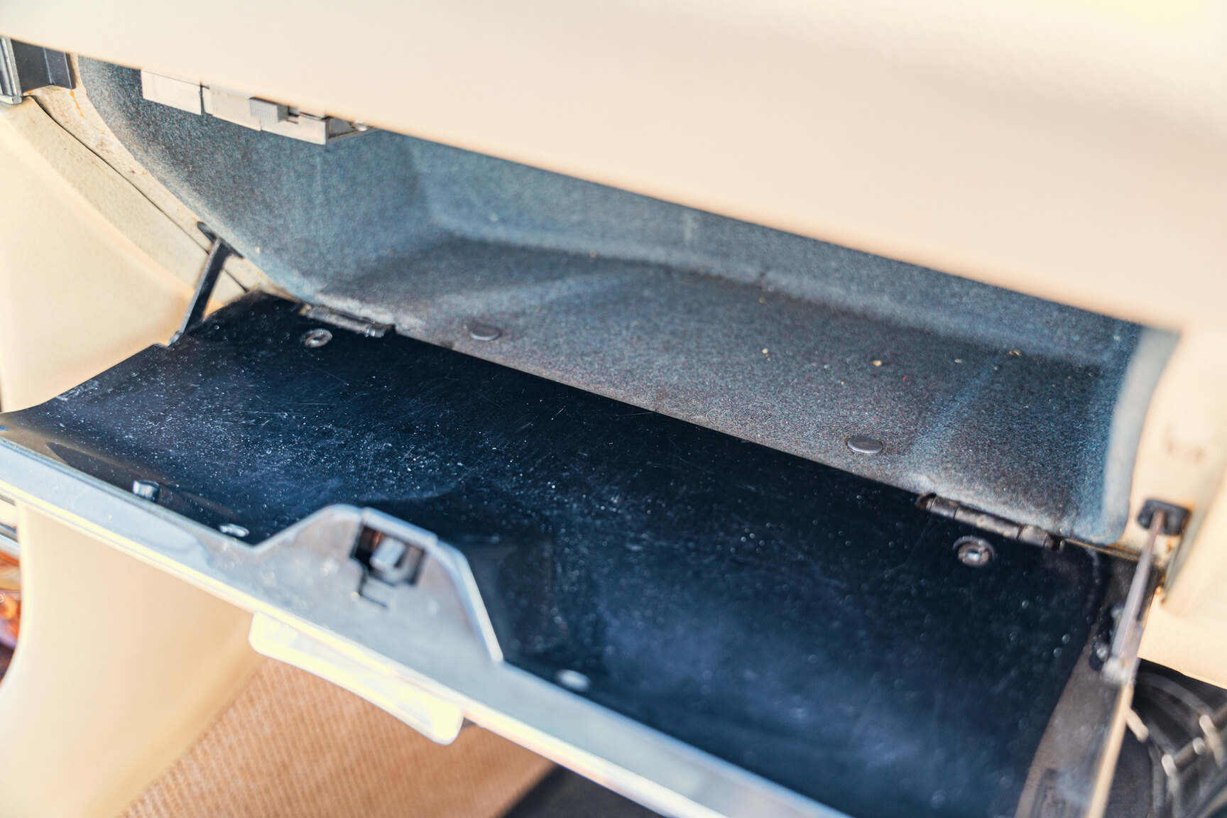 Innenraumfoto von 1976 Mercedes-Benz 450 SLC (61)