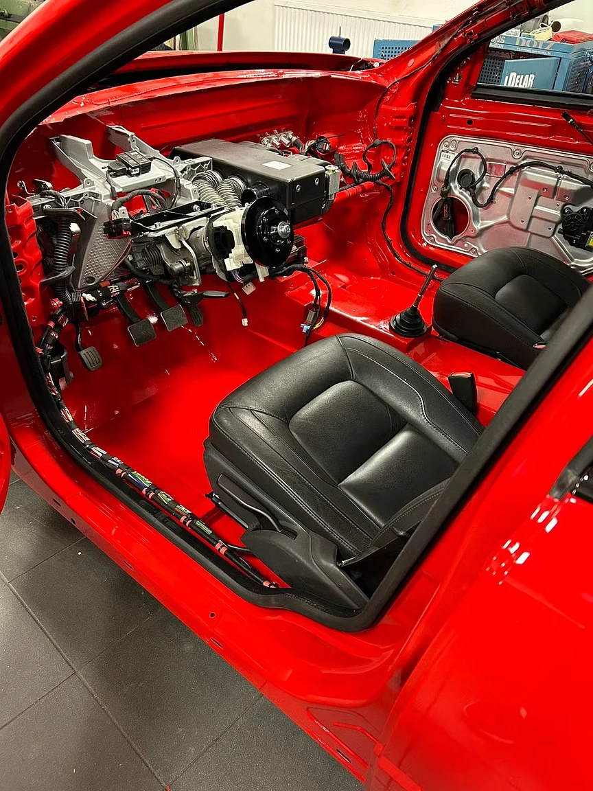 Innenraumfoto von 2024 Super 70 T6 Rwd (7)