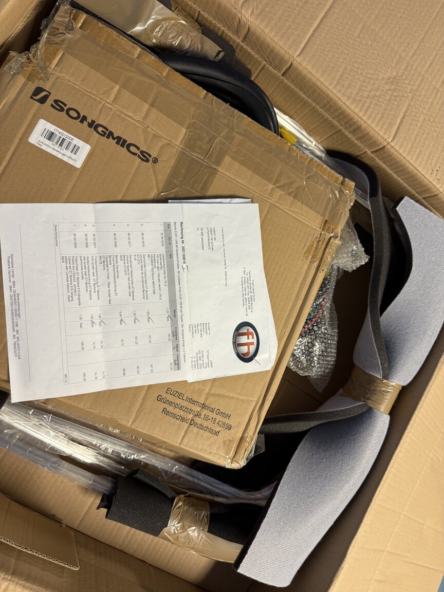 Image of 1974 Alfa Romeo GT 1600 Junior miscellaneous