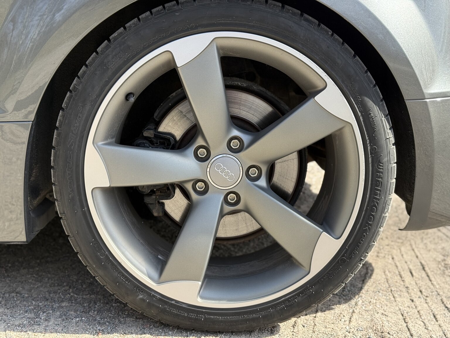 Aussenfoto 2011 Audi TT RS Coupé