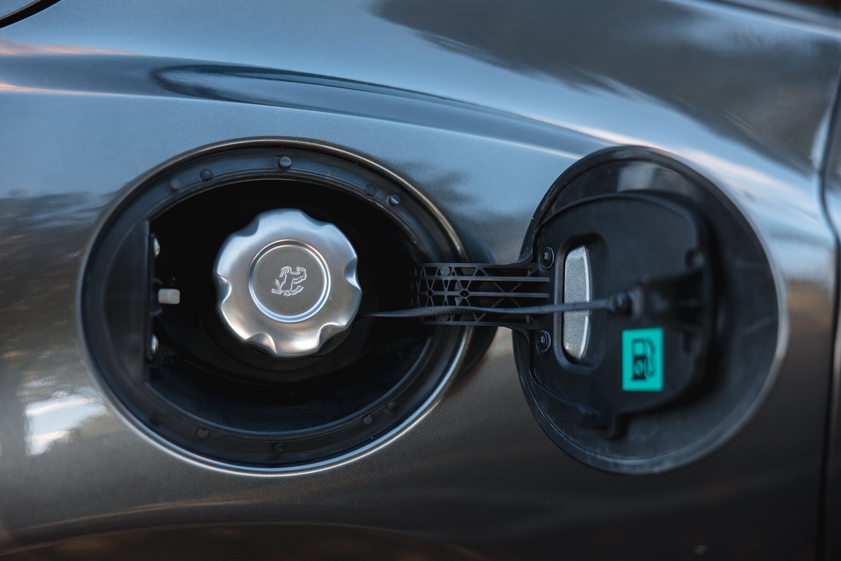Exterior image of 2011 Ferrari California 