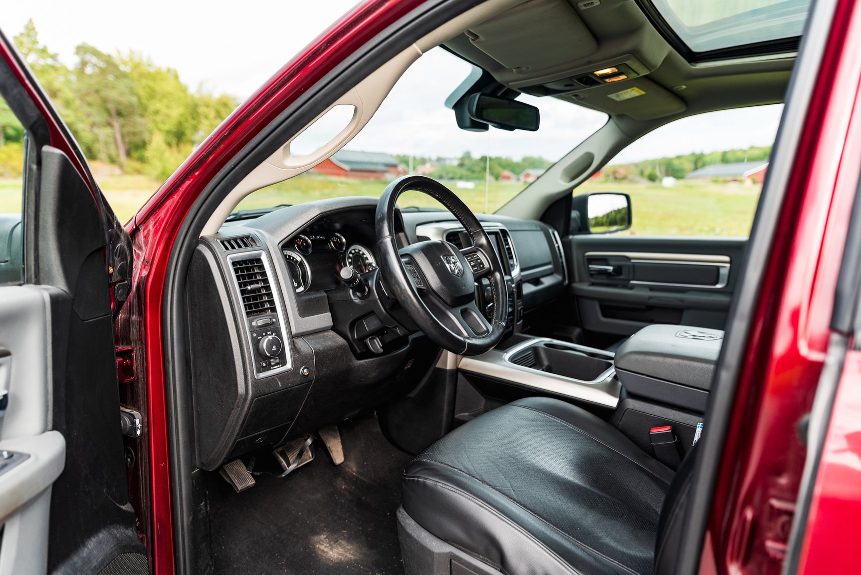 Interior image of 2019 Dodge Ram 1500 Classic Crew Cab 5.7 V8 HEMI 