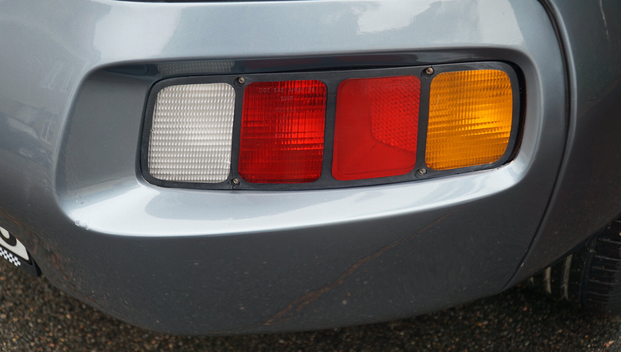 Exterior image of 1983 Porsche 928S (101)